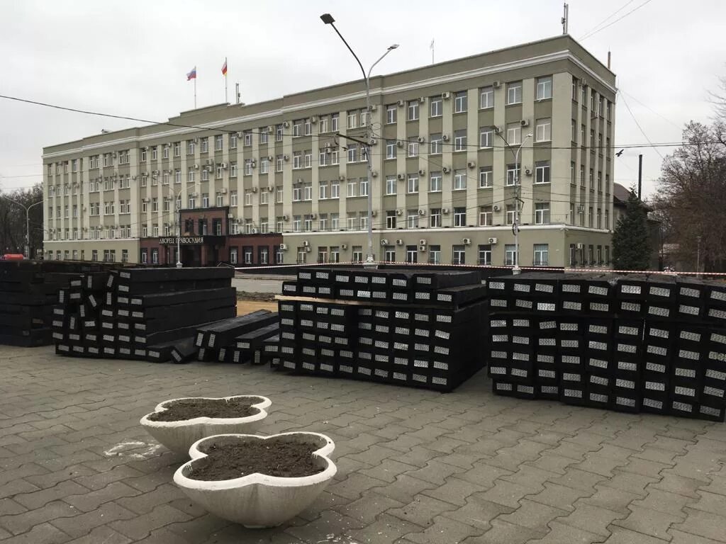 Площадь свободы владикавказ фото Советские фото Владикавказ от 1850-2000года купить во Владикавказе Хобби и отдых