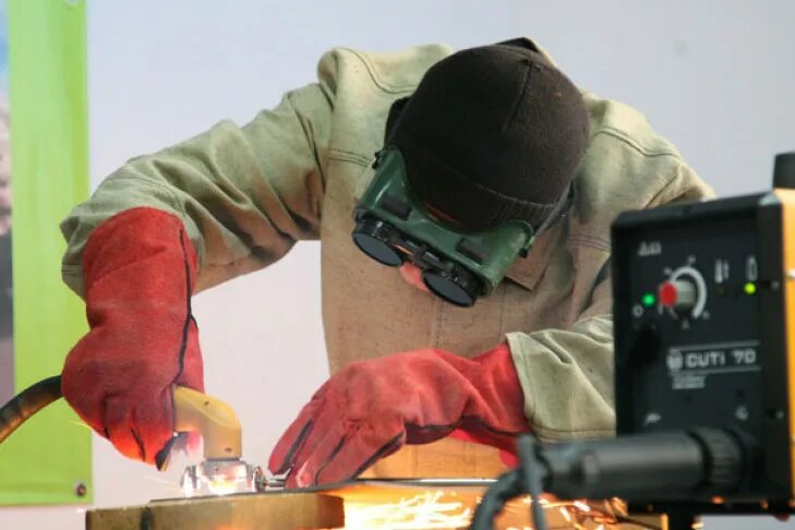 Инженер сварочного производства. Технолог по сварке. Сварочное производство. Инженер сварочного производства. Сварочный цех.