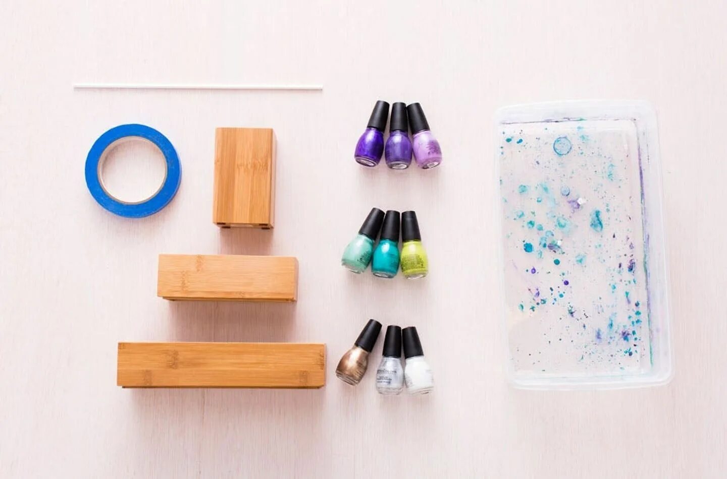Nail craft. Маникюр в стиле олд мани. Nail craft. Необычные лаки для маникюра. Paper nail.