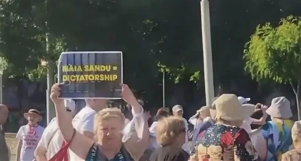 Присоединение кишинева. Митинг в Кишиневе. Митинги в Молдове. Митинги в Молдавии. Пикет против милитаризации в Кишиневе.