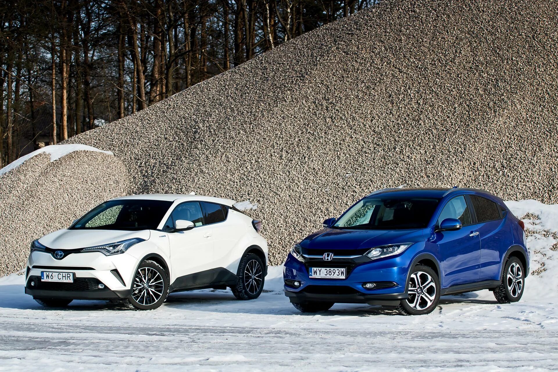 Honda HR V vs Toyota c-HR. Honda HR-V Hybrid. Honda HR V гибрид. Toyota c-HR 1.8 Hybrid. Купить хонда визель