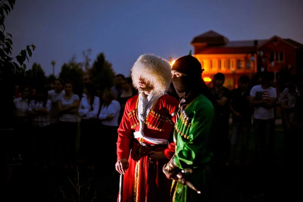 В белом самолете ремикс лезгинка. Алишка лезгинка. В белом самолете ремикс лезгинка. Армянская свадьба лезгинка. Лезгинка ремикс.