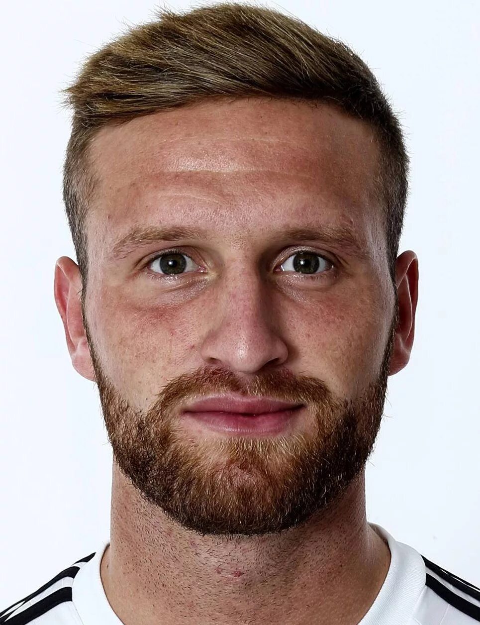 Мустафи. Shkodran Mustafi. Шкодран Мустафи Арсенал. Mustafi футболист. Рагми Мустафи.