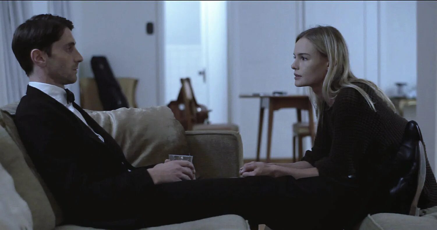 Кино. Пока мы были здесь фильм 2012. Кино. While we were walking we were watching. Фильм and while we were here.