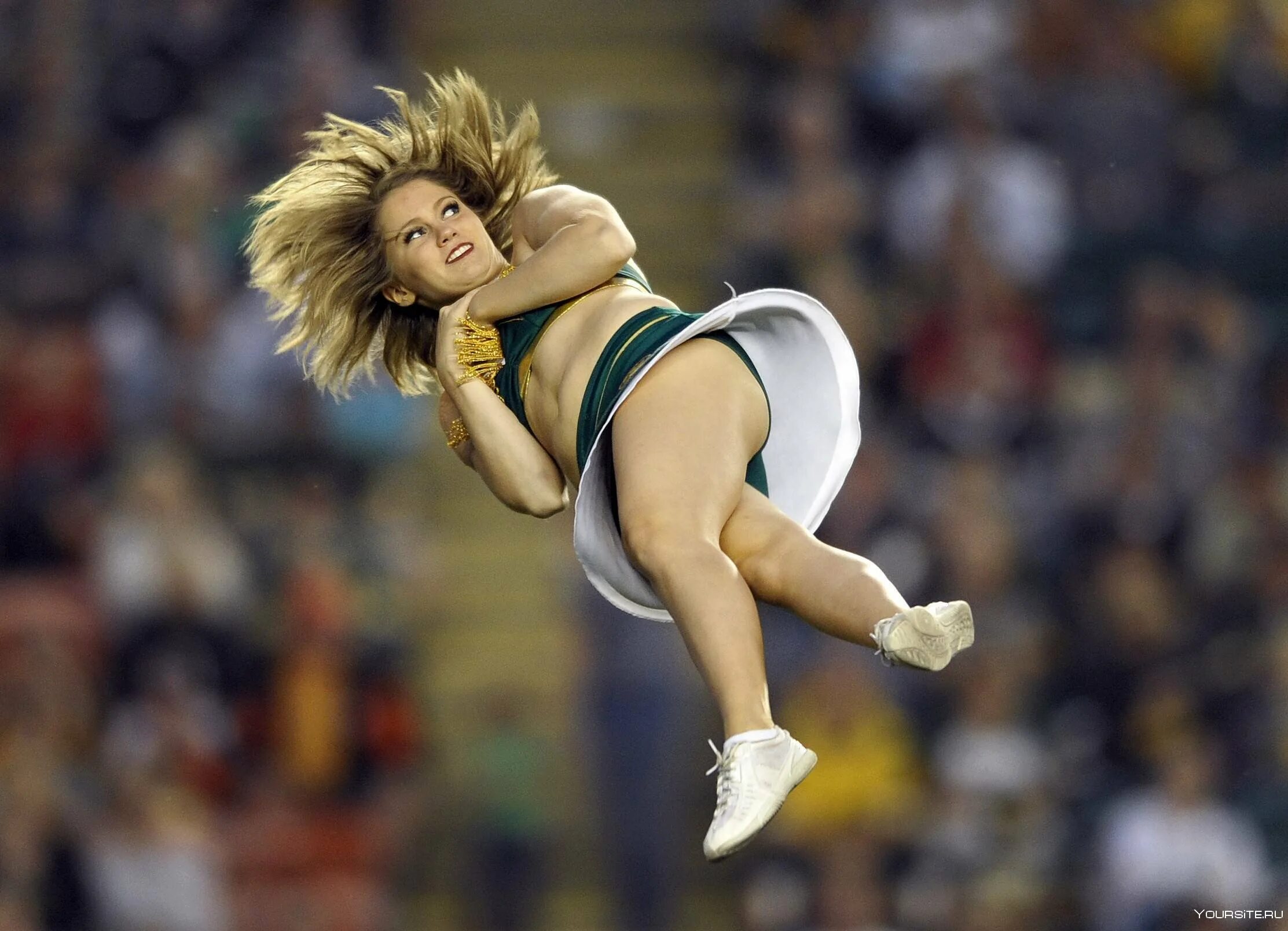 Забавный курьез. Нелли жиганшина - александер гажи. Казусы на льду. Смешные спортивные моменты. Спортивные приколы.