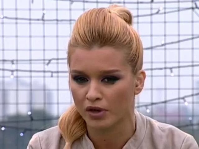 Дом 2 брюнетки. Дом два построй свою любовь. Дом 2 19 сентября. Дом 2 19 сентября. Дом 2 19 сентября.