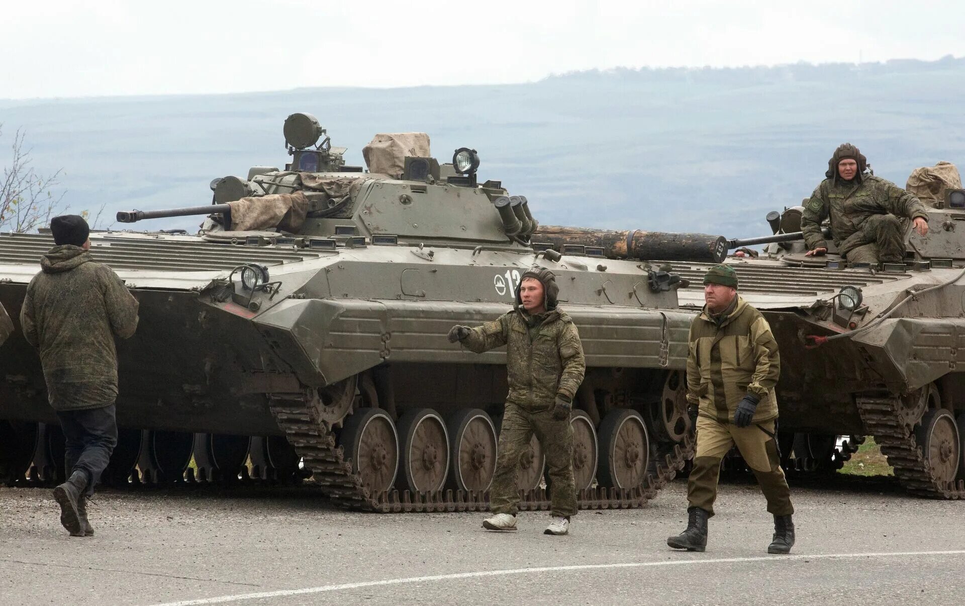 Поступи армения. Бмп2 миротворцв Карабах. Нагорный Карабах миротворческие войска. Миротворцы в Нагорном Карабахе. Нагорный Карабах БМП.