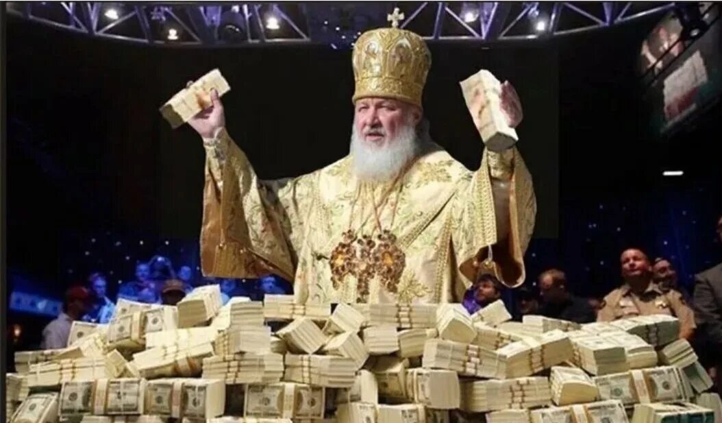 Священник с деньгами. Церковь и деньги. Богатые священники. Поп с деньгами. Кто пожертвовал деньги на крокус