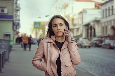 Девушка девушка скажи где