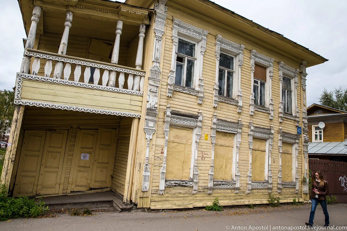 Памятники деревянного зодчества вологда. Памятники деревянного зодчества вологда. Дом барша памятники архитектуры вологды. Здание бывшей городской думы вологда. Вологда достопримечательности памятник резной палисад.