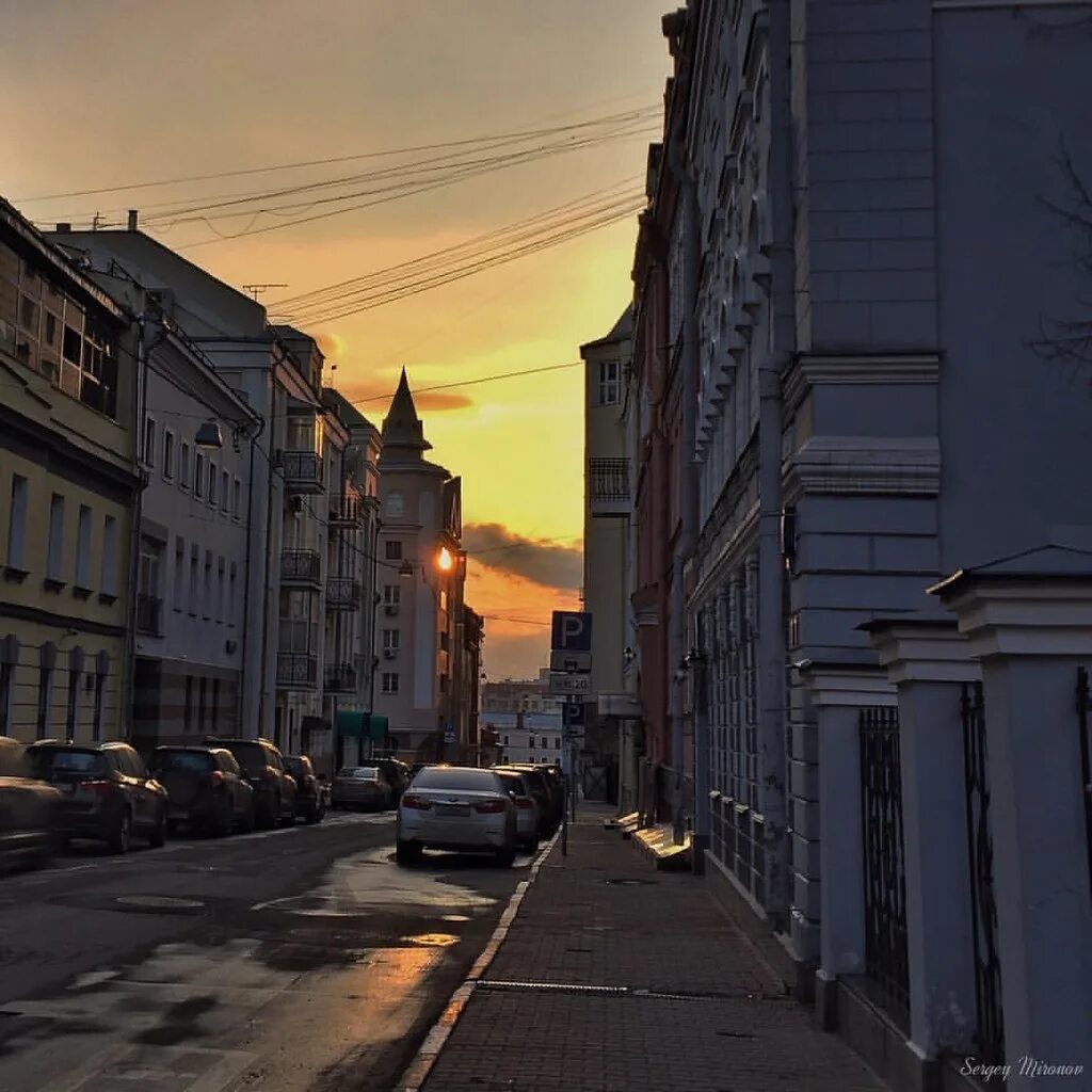 Мск переулки. Последний переулок москва. переулки москвы. мясной переулок москва. лушин переулок москва.