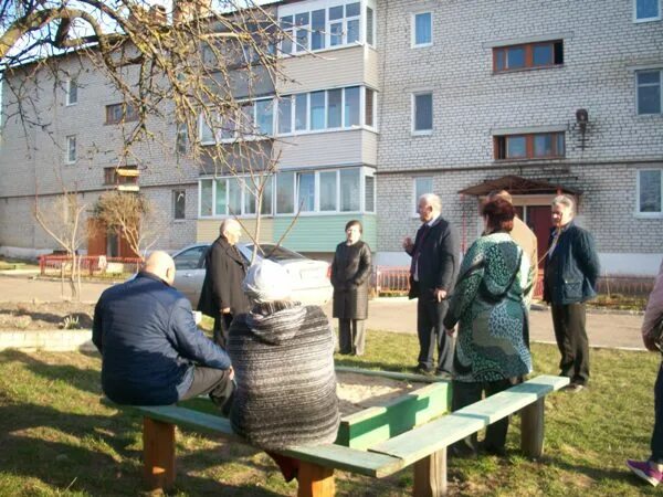 Погода сураж по часам. Г Сураж Брянской области. Городская среда благоустройство Сураж. Лесное Брянская область Суражский район. Г Сураж Брянской области численность населения.