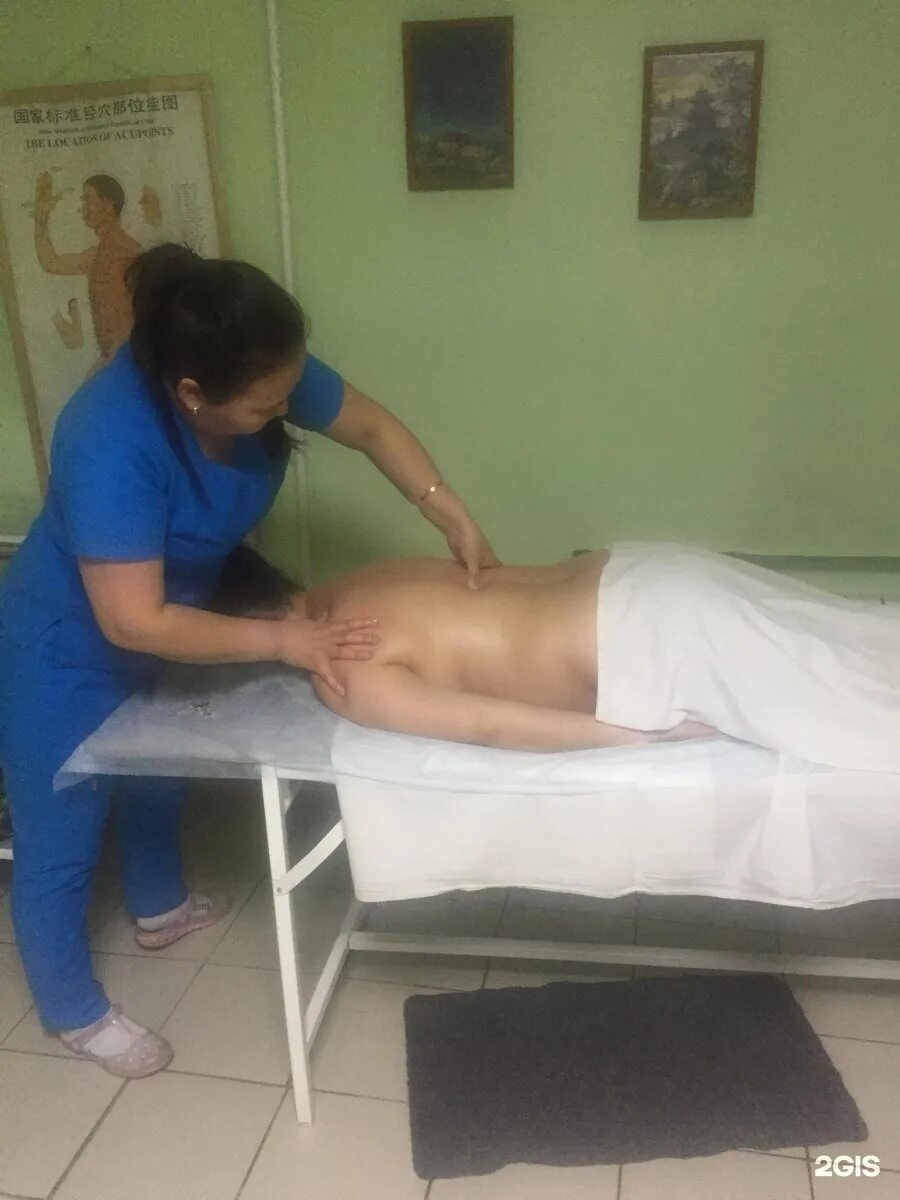 Восточная медицина красноярск. Центр восточной медицины. Медицина востока логотип. Медицина востока логотип. Восточная медицина красноярск.