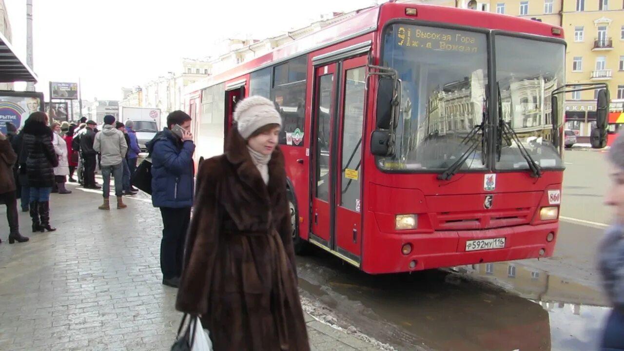 Автобус казань восстания. Остановка сквер Тукая Казань. Остановка площадь Тукая. Площадь Восстания Казань остановка. Метро площадь Тукая остановка.