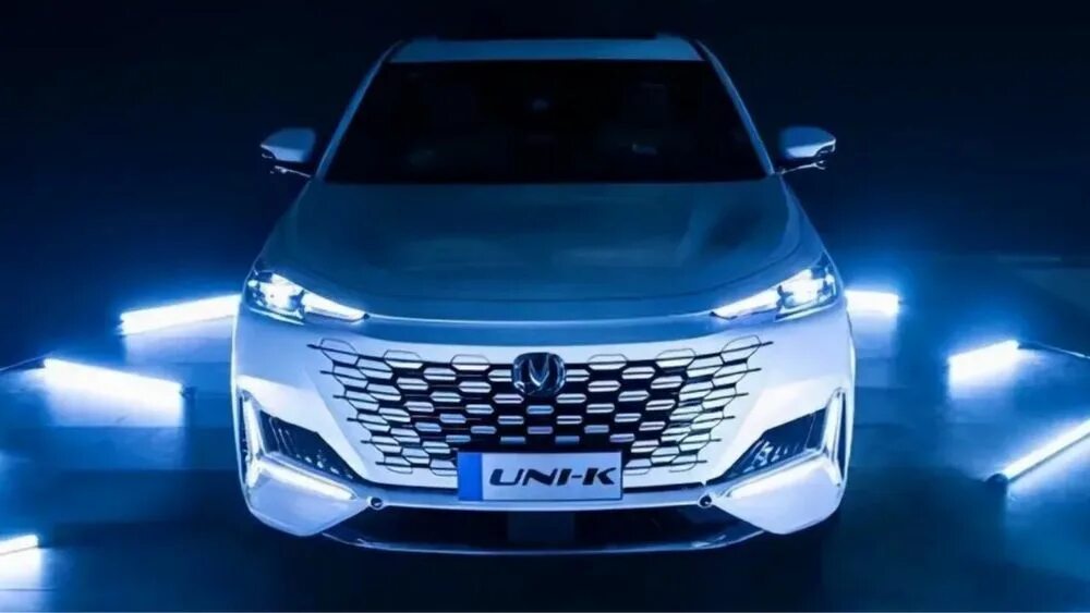 Changan uni v фары. Changan uni-k 2025. машина чанган юникей 2025. changan uni-k 2025. китайские автомобили чанган 2025.