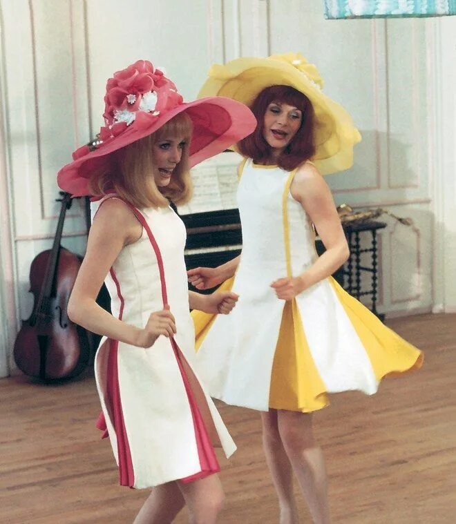 Девушки из рошфора 1967. Катрин денёв в фильме девушки из рошфора. Девушки из рошфора 1967. Жак перрен девушки из рошфора. Девушки из рошфора.