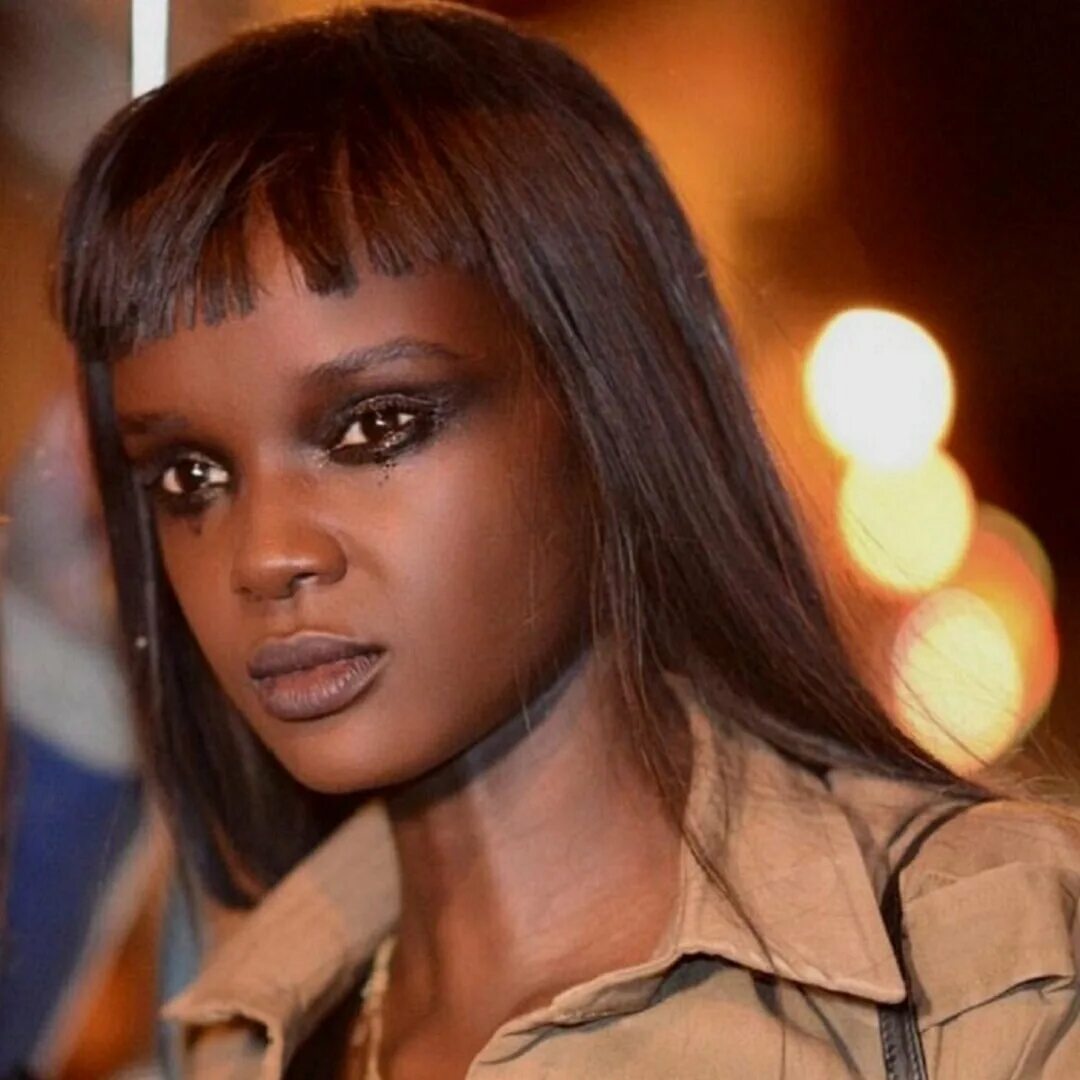 Как зовут темнокожих. Даки Тодд. Модель даки тот (Duckie thot) из Южного Судана. Модель Ньядак тот из Южного Судана. Даки Тодд модель.