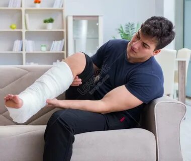 Часто ломала ноги