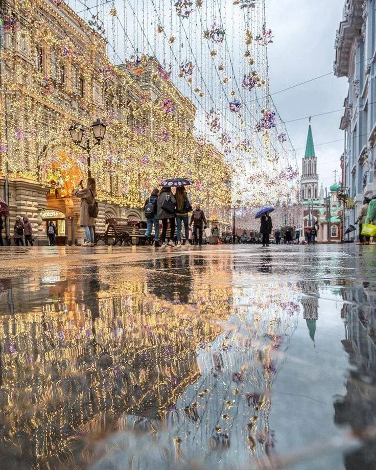 Арбат Никольская улица. Никольская улица Нижний Новгород. Парк Арбат Москва. Дождь в Москве.