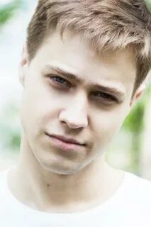 Абрамов актер