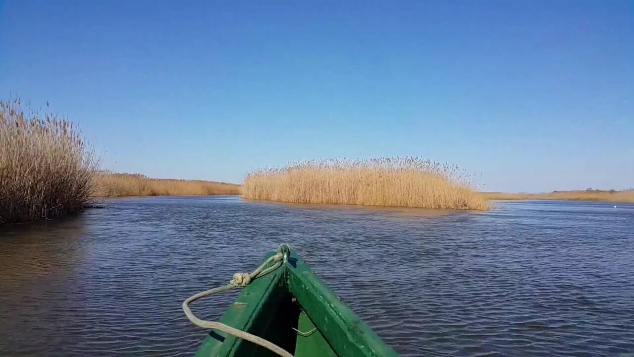 Река Кигач Астраханская. Река Кигач село Байбек. Ерик Кигач Астраханская область. Астрахань Кигач рыбалка.