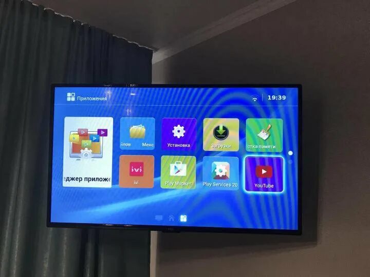 Телевизор bbk андроид. BBK 32lex-5023/t2c. BBK 32 Smart TV. BBK 32lex-5043/t2c. Телевизор ББК 32 дюйма смарт ТВ.