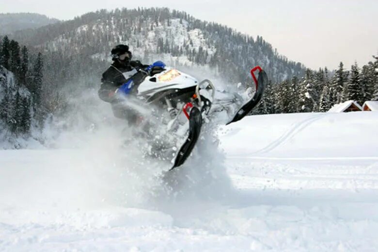 мужчины на снегоходах красивые. Ski doo 2018. снегоход. ориентирование на снегоходах. зимний отдых в сургуте.