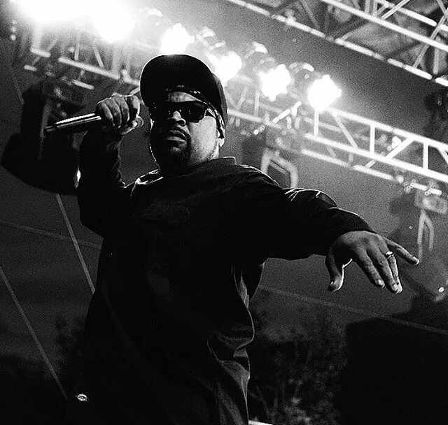 Ice cube мультиплеер. Ice supe. Ice Cube 2000. Ice t Ice Cube. Ice Cube big Playa.