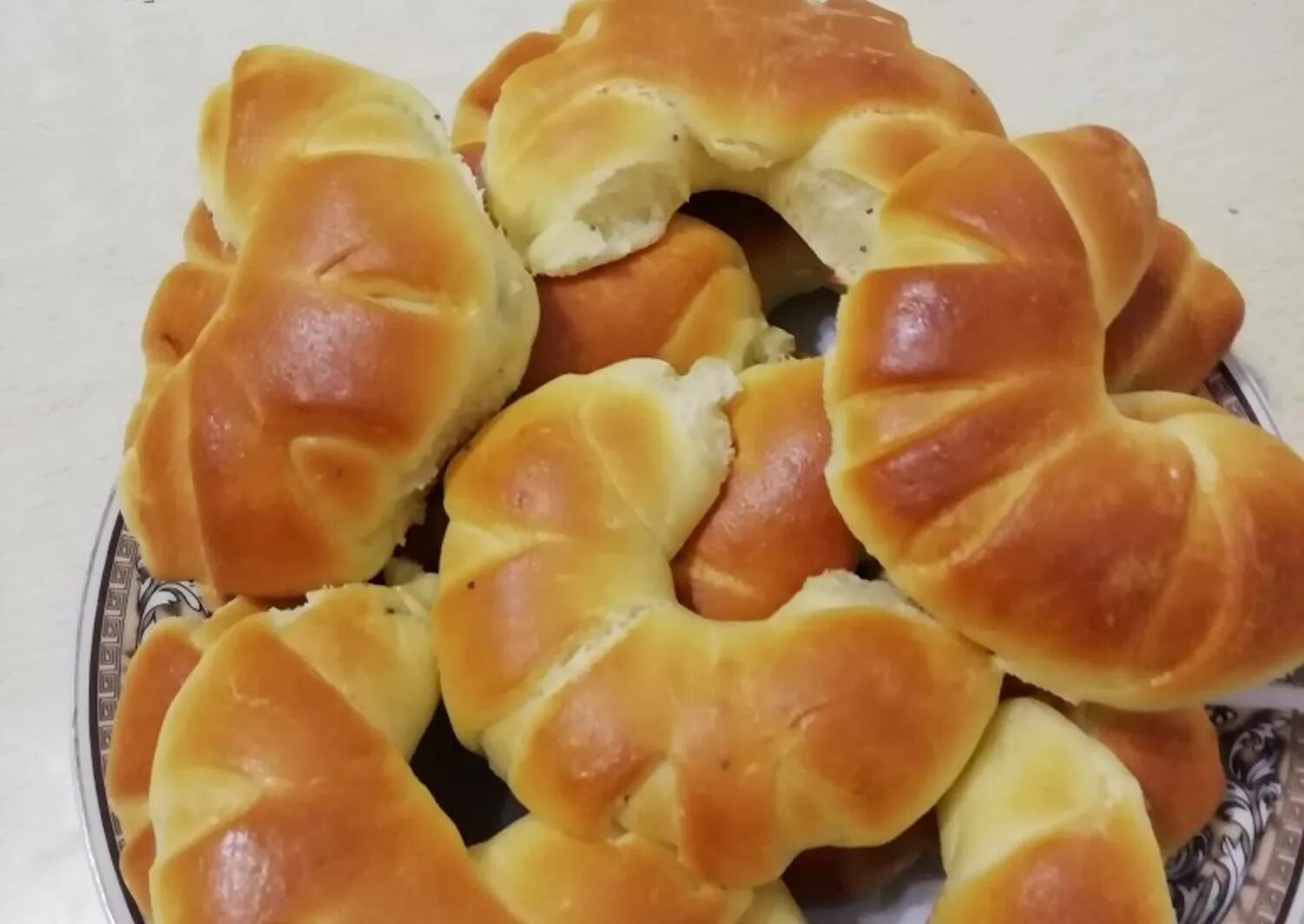 Пышные булочки: рецепт вкусных булочек на молоке из дрожжевого теста в духовке