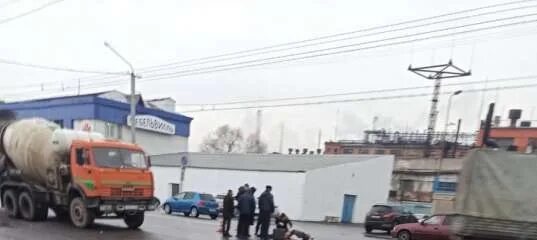 Авария на Советском проспекте сегодня Кемерово. ДТП на Советском проспекте в Кемерово. Авария в Кемерово вчера в Кировском районе.