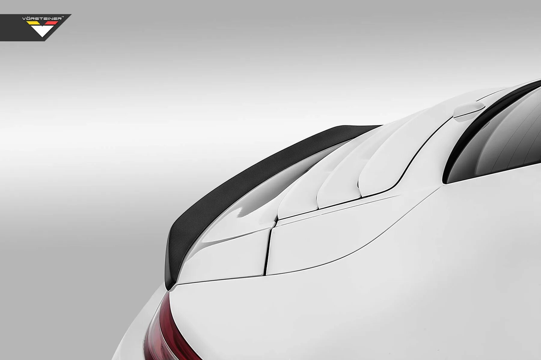 Спойлер на порше. Спойлер на порше. Спойлеры porsche macan. Порше с выдвижным спойлером. Спойлер на порше.