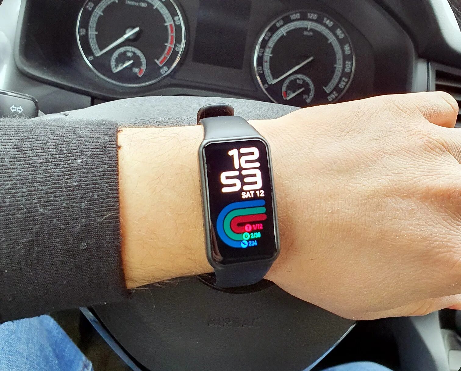 Honor mi 6. Смарт-браслет Honor Band 6. Часы хонор банд 6. Март часы хонор банд 6. Смарт часы Honor 6.