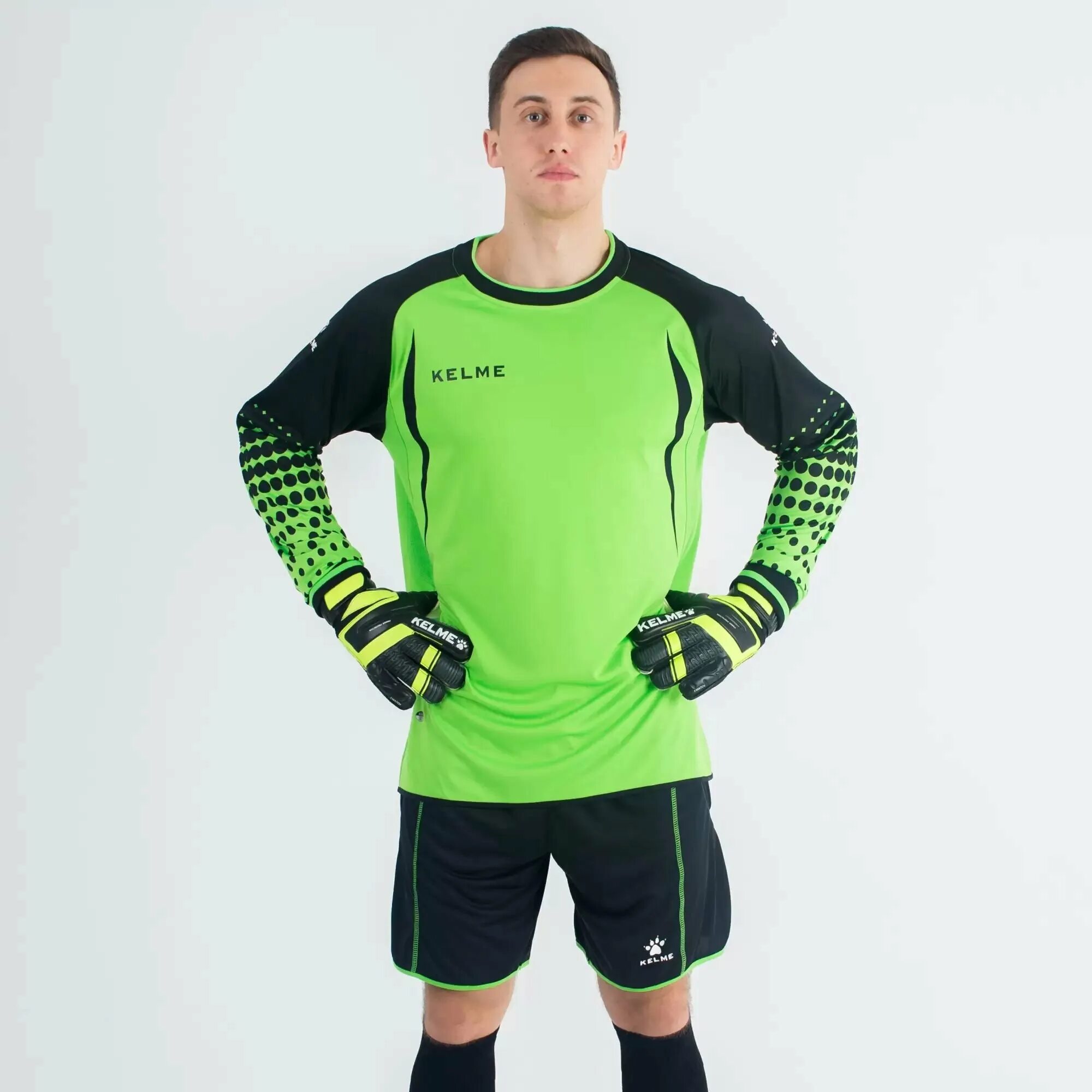 Купить вратарскую форму. Вратарский костюм goalkeeper long Sleeve Suit. Вратарская форма футбольная с защитой KELME. Футбольная форма KELME салатовая. 16124908 KELME вратарская форма.