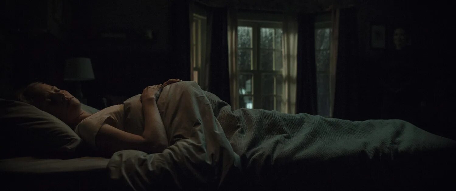 Рэйчел Николс постельная сцена.