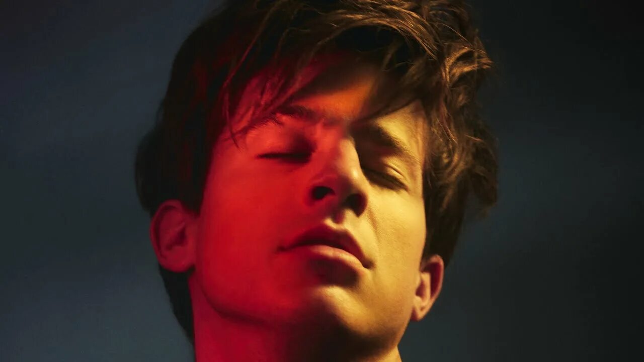 Песня dangerously charlie. Dangerously charlie puth клип. dangerously charlie puth текст.