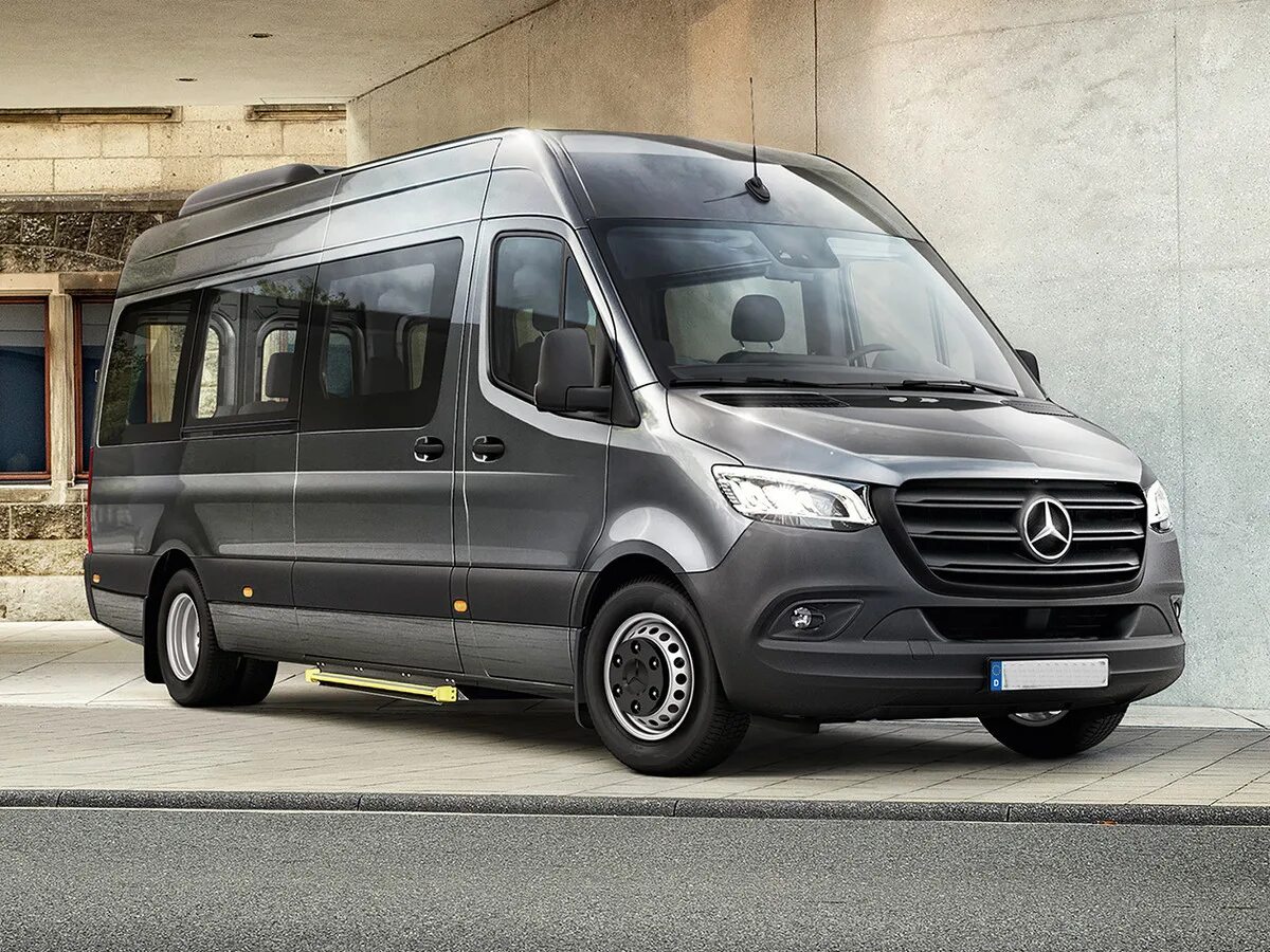 Спринтер что это. Mercedes Sprinter 2021. Мерседес Спринтер 2021. Mercedes Benz Sprinter 2020. Мерседес Бенц Спринтер 2021.