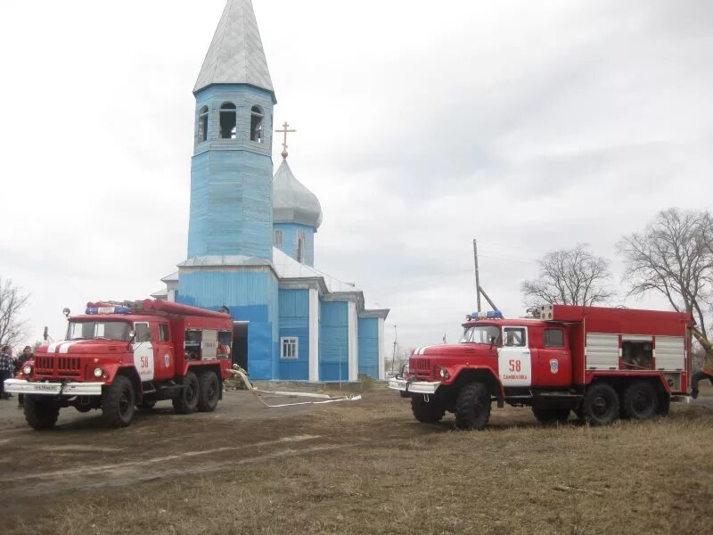 Погода в саратовской области романовка рп5. Самойловка храм Архангела Михаила. Пожарная часть Самойловка. Пожарная часть Благовещенка Алтайский край. Пожарная часть р.п. Самойловка.