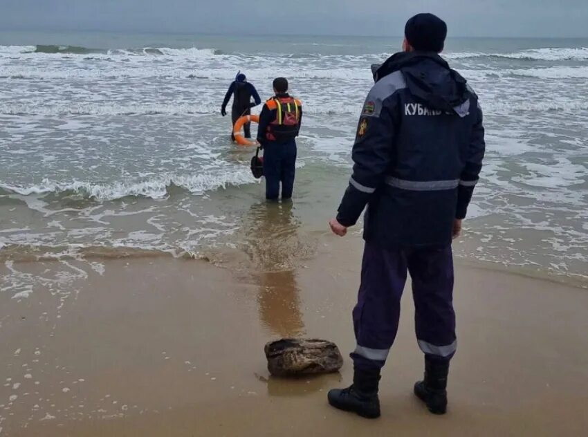 Заболел после моря. Утопленники в черном море. Трагедии с детьми на море.