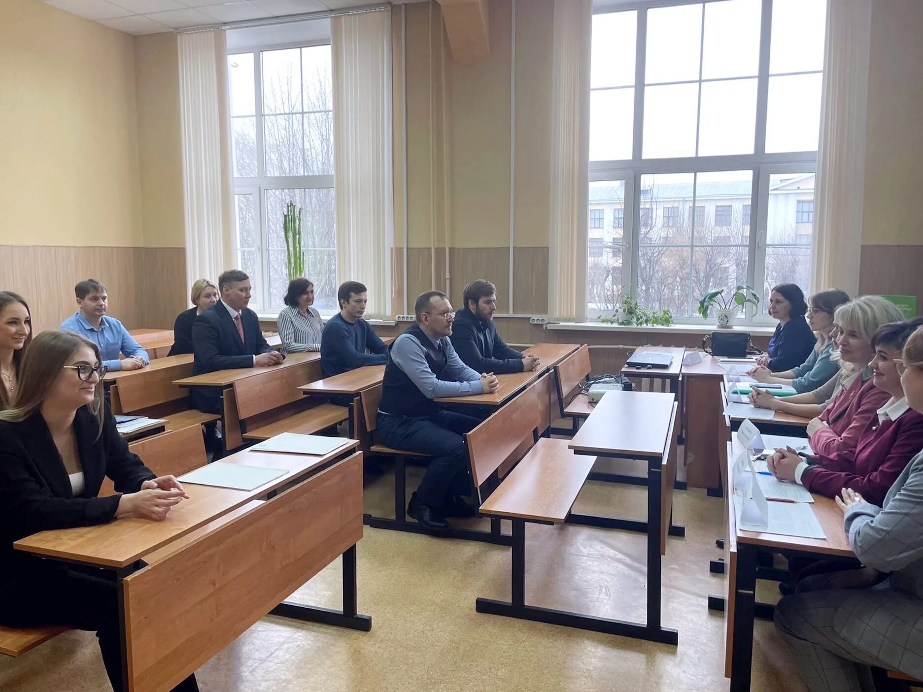 Сдача экзамена арбитражного управляющего. Государственный экзамен в вузе. комиссия на экзамене. профессиональная переподготовка. экзамен на арбитражного управляющего.