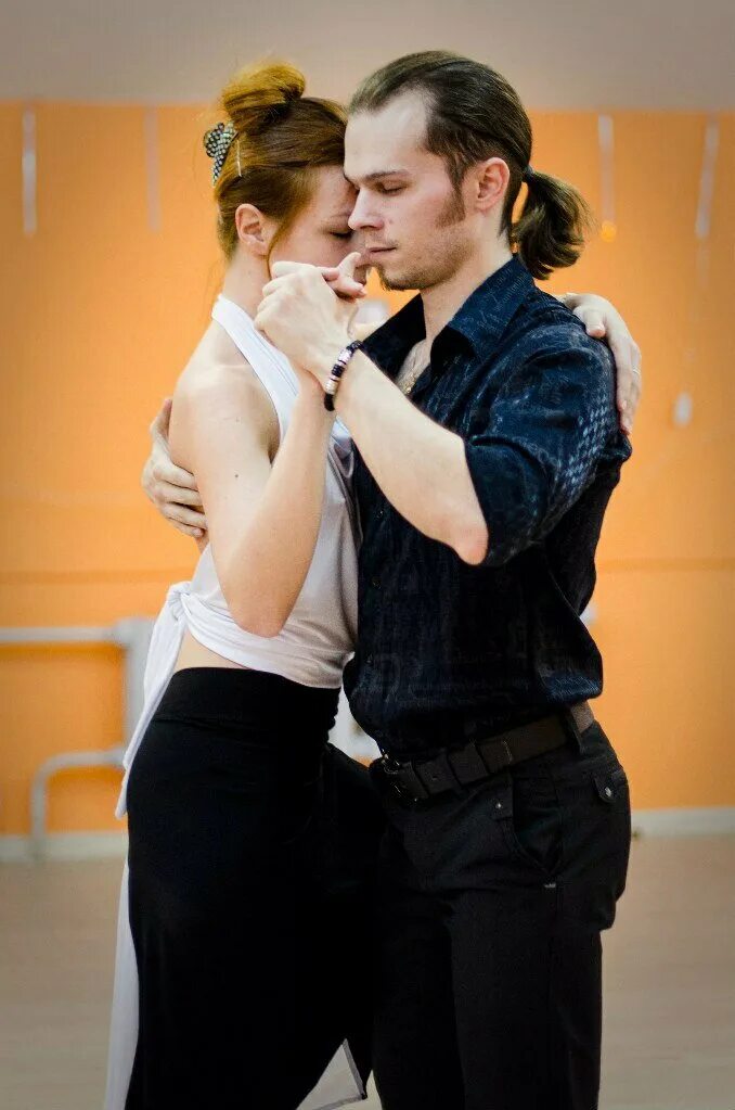 Танго танец. Танго аргентино. Школа танго. Танго школа танцев. Школа танго.