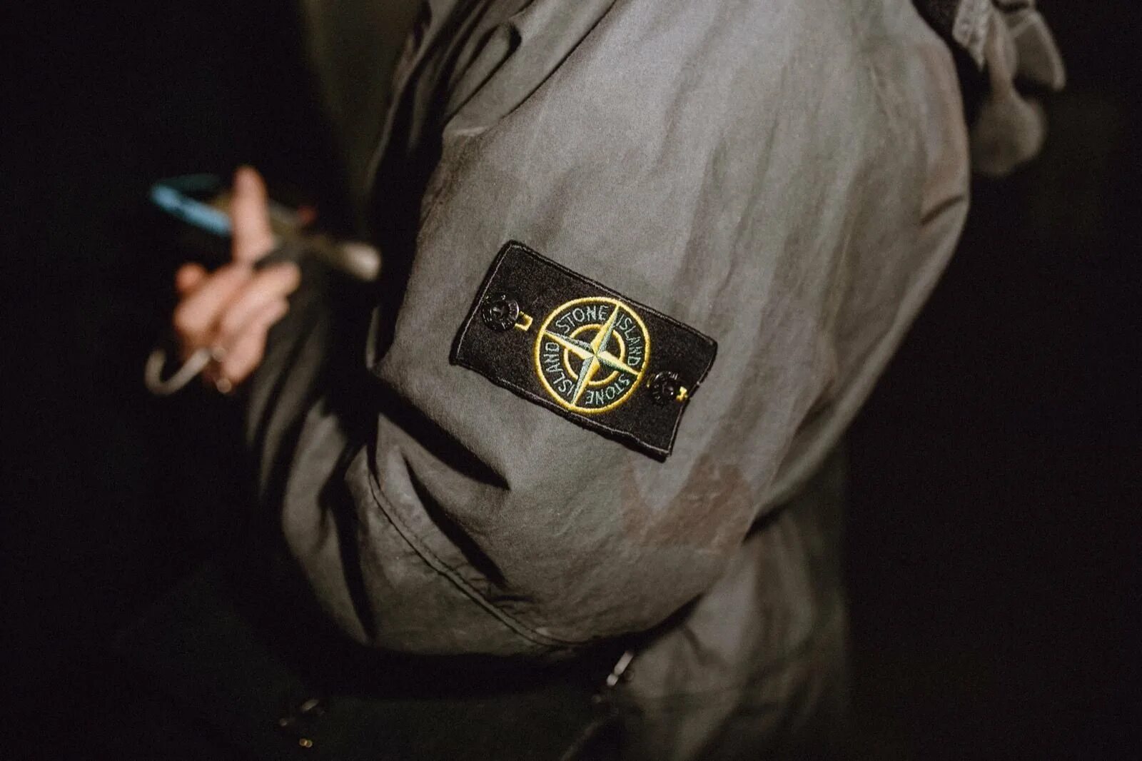 Стон жесткий сильный. Стоник монклер. Stone Island ОФФНИКИ. Стон Айленд x Moncler. Stone Island 1982.