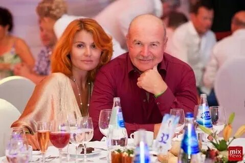 Певица колбасного короля