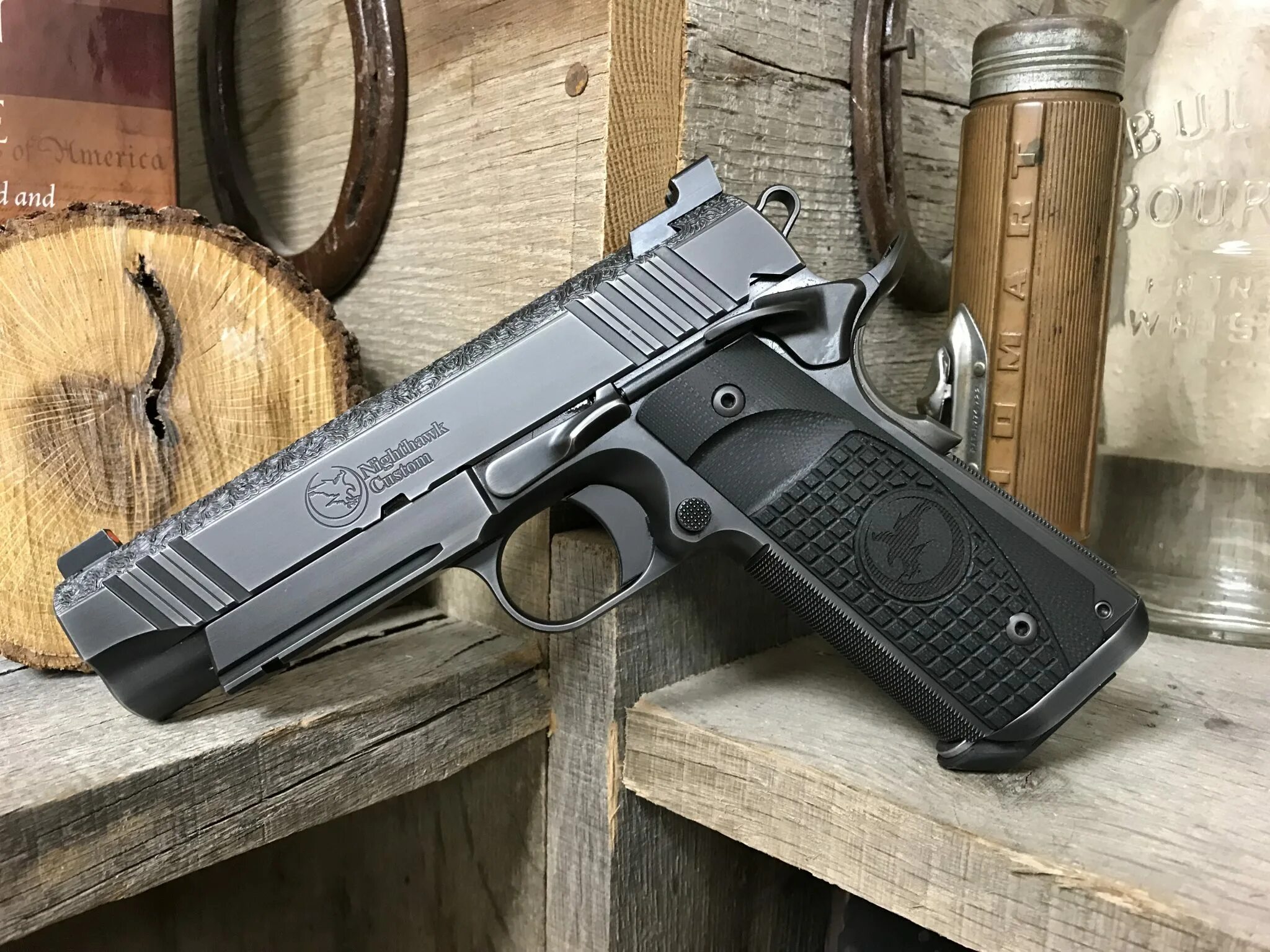 Nighthawk rs700s. Nighthawk 1911 10mm. 1911 custom. 1911 кастом. nighthawk custom grp.