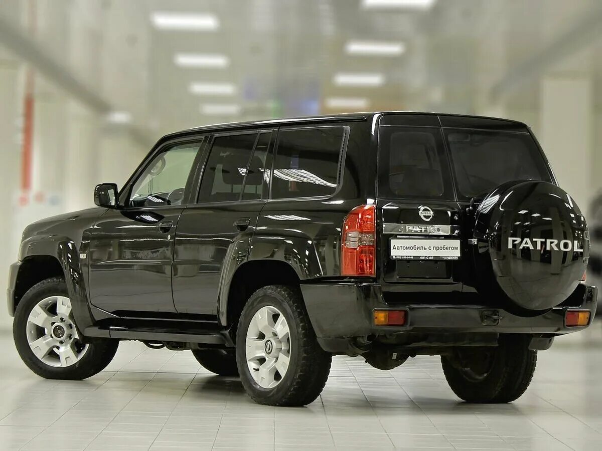 Рестайлинг патрол купить. Nissan Patrol y61 черный. Nissan Patrol y61 2007. Nissan Patrol 2009. Nissan Patrol v (y61).