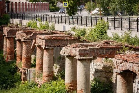 Заводская плотина старого екатеринбурга из какого дерева