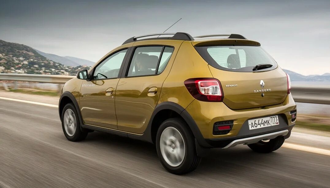 Sandero stepway цена. Рено Сандеро степвей 2015. Renault Sandero Stepway 2014. Сандеро степвей 2014. Рено Сандеро степвей 2.