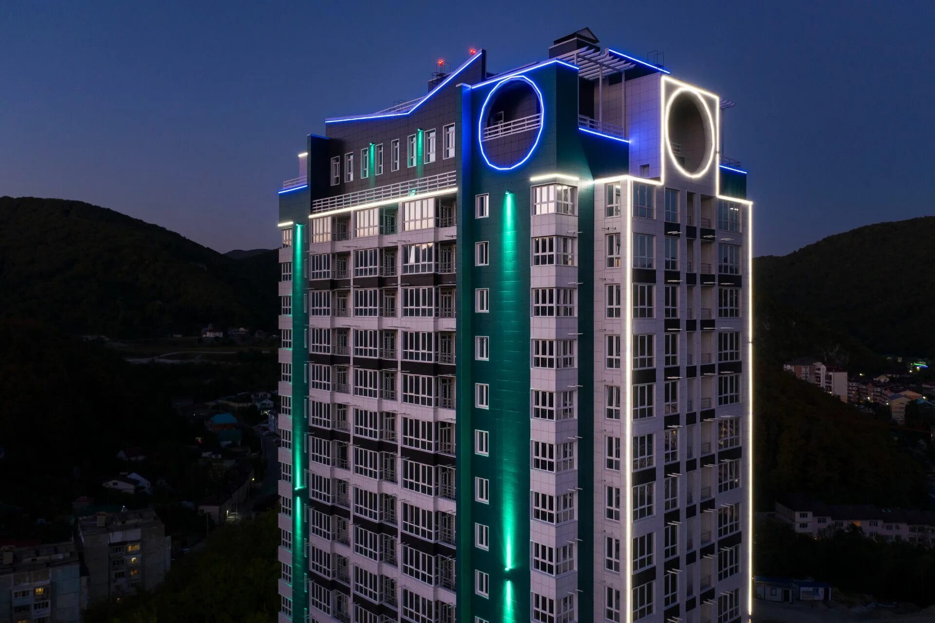 Туапсе портовиков 39. Квартиры в туапсе. Жк адмирал туапсе. Жк адмирал туапсе. Туапсе ул кириченко 4а.