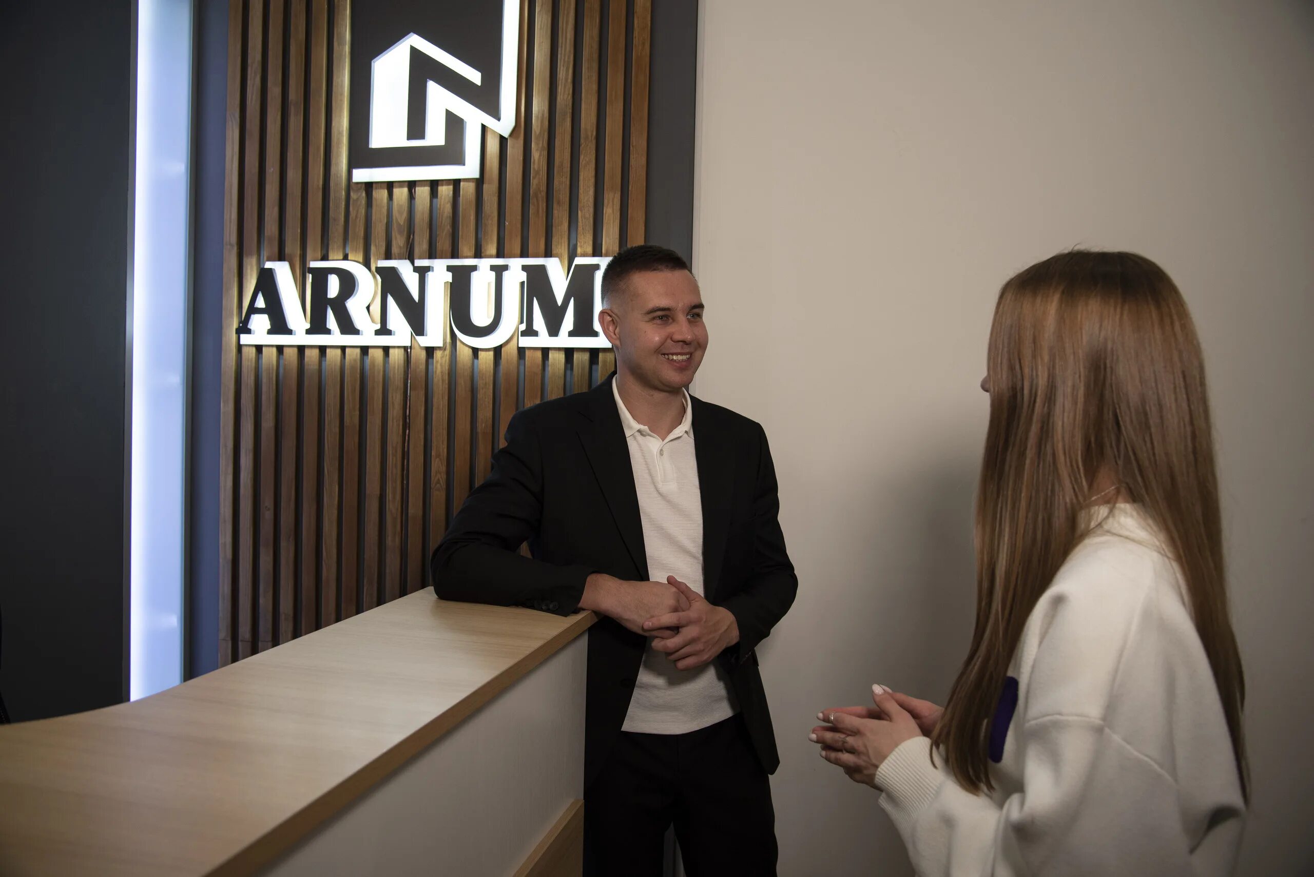 Арнум. Arnum строительная компания. Арнум строительная компания казань. Магазин амнезия. Ооо наш дом.