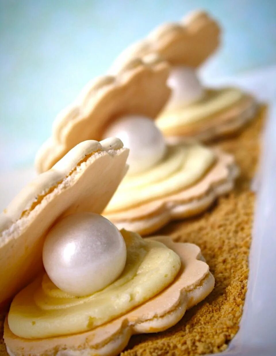 Сладкий жемчуг. Конфеты драже белые. Томат сладкий жемчуг. Сладкий жемчуг. Драже белое.