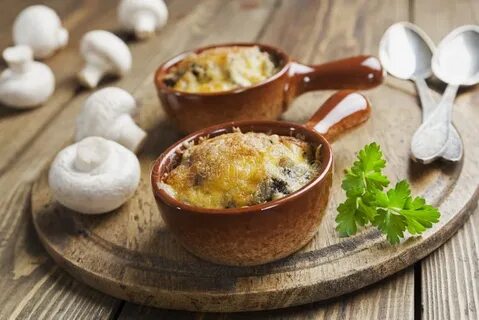 Жульен с грибами шампиньонами со сметаной